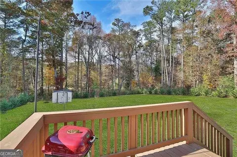304 Stonegate Dr, Winder, GA 30680 photo 25
