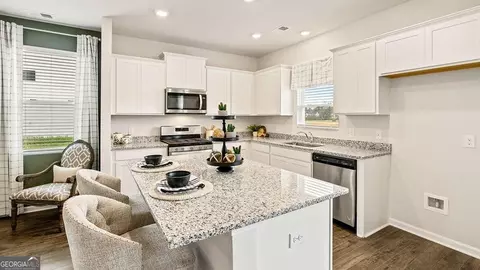 11890 Conrad Cir #71, Hampton, GA 30228 photo 5