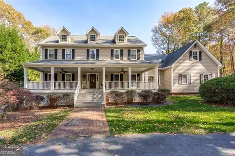 1454 Jay Ct, Snellville, GA 30078