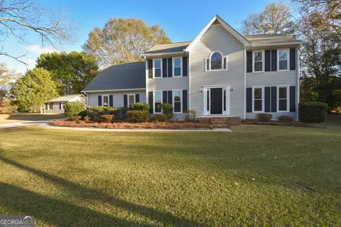 145 Brookclear Ln, Fayetteville, GA 30215