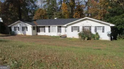 1154 Evangeline Rd, Decatur, GA 30035