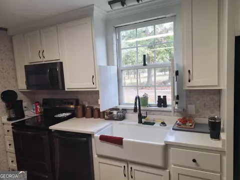 1902 E River Rd, Baxley, GA 31513 photo 4