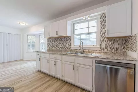 127 Farmbrook Trl, Stockbridge, GA 30281 photo 19