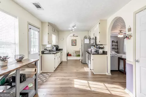 2318 Lakeside Dr, Monroe, GA 30655 photo 12