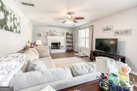 2318 Lakeside Dr, Monroe, GA 30655 photo 5