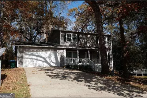 5105 Carole Pl, Stone Mountain, GA 30087