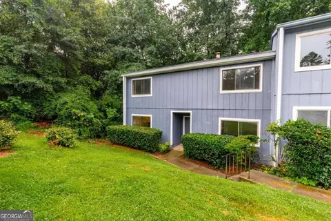 933 Pine Oak Trl, Austell, GA 30168 photo 2