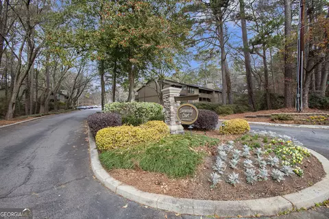 306 Dunbar Dr, Atlanta, GA 30338