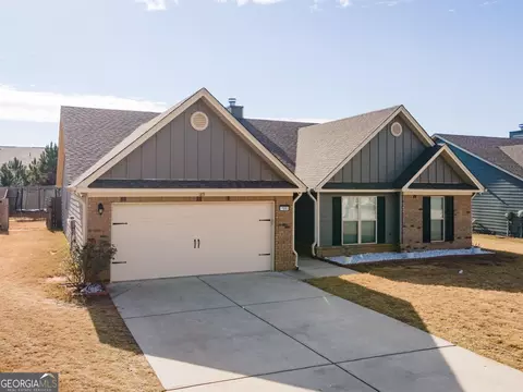 189 Livingston Ct, Winder, GA 30680