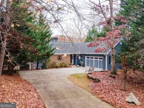 348 Hillside Dr, Waleska, GA 30183