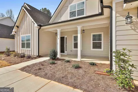 122 Wet Wood Dr #7, Fairburn, GA 30213