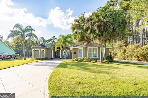 105 Lexington Ln, Kingsland, GA 31548