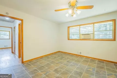172 Meadowbrook Dr, Toccoa, GA 30577 photo 23