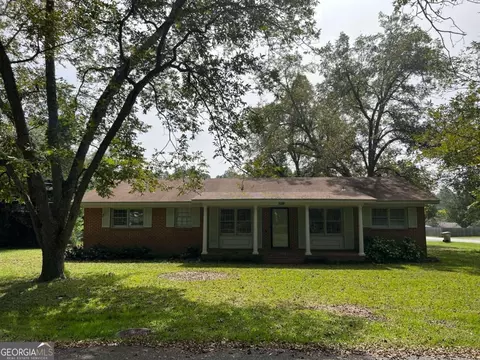 2612 Hank Bostick Dr, Tifton, GA 31793