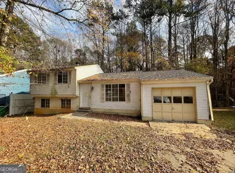 5321 Tasman Trl, Lithonia, GA 30038