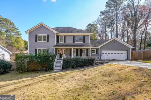 4416 Saint Michaels Dr SW, Lilburn, GA 30047