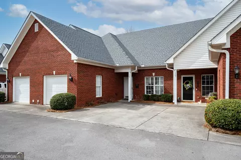 115 Arbor Pl NE, Calhoun, GA 30701
