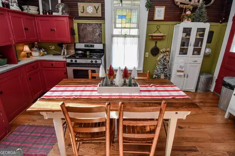 Kitchen - 158 Spring Rd, Molena, GA 30258 photo 5 of 6