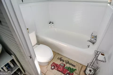 Bath - 158 Spring Rd, Molena, GA 30258 photo 7 of 9