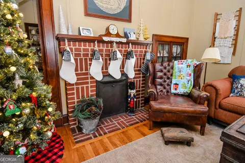 Living - 158 Spring Rd, Molena, GA 30258 photo 2 of 6