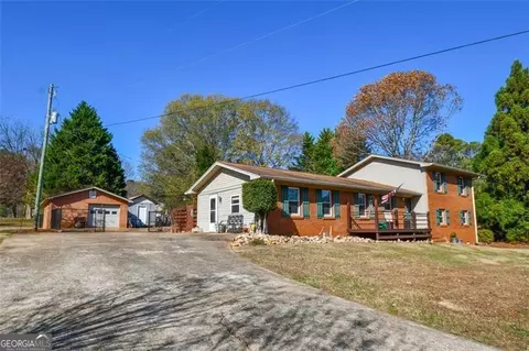 5030 Strickland Rd, Gainesville, GA 30507