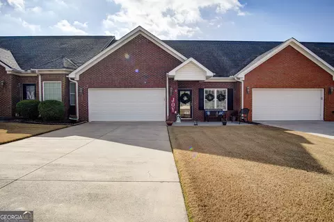 405 Blackwood Ter SE, Calhoun, GA 30701