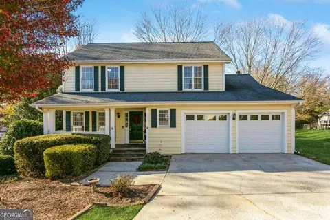 1490 Kingfield Dr, Alpharetta, GA 30005