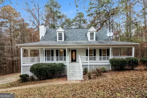 5855 Shoal Creek Dr, Douglasville, GA 30135