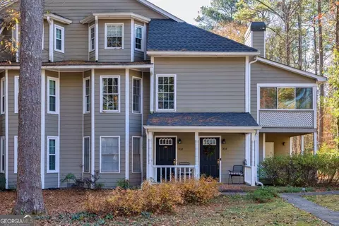 1432 Oakridge Cir, Decatur, GA 30033