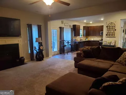 180 Kestrel Cir, Covington, GA 30014 photo 8