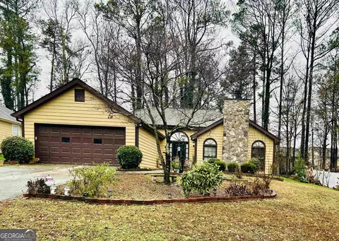 515 Ringtail Dr, Lawrenceville, GA 30044