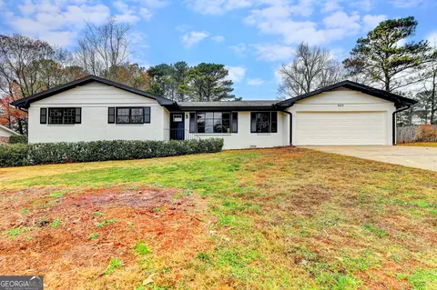 5613 Crestwood Dr, Stone Mountain, GA 30087