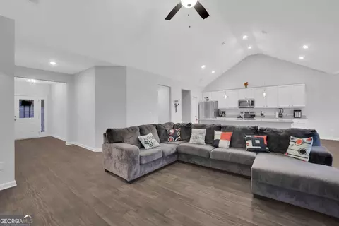528 Elder Rd, Winder, GA 30680 photo 5
