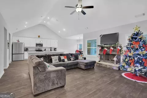528 Elder Rd, Winder, GA 30680 photo 4