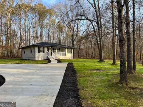 760 Oak St, Covington, GA 30014 photo 2