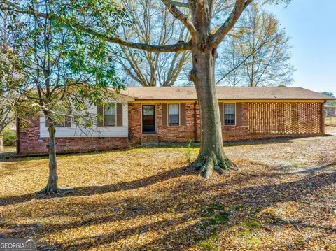 3263 Lauada Ct, Douglasville, GA 30135