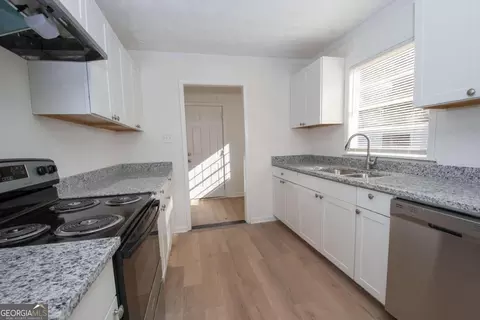 58 Glenda Dr, Lagrange, GA 30240 photo 7