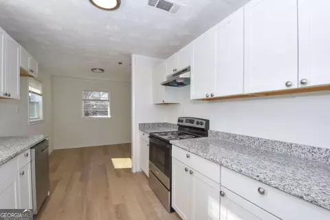 58 Glenda Dr, Lagrange, GA 30240 photo 8