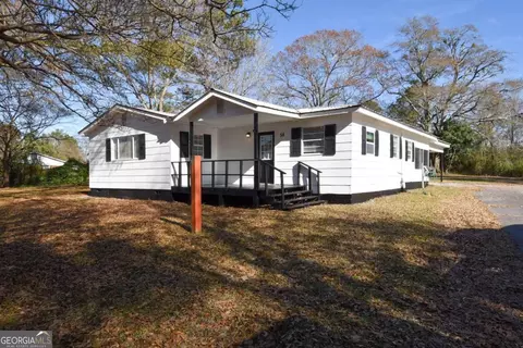 58 Glenda Dr, Lagrange, GA 30240 photo 2