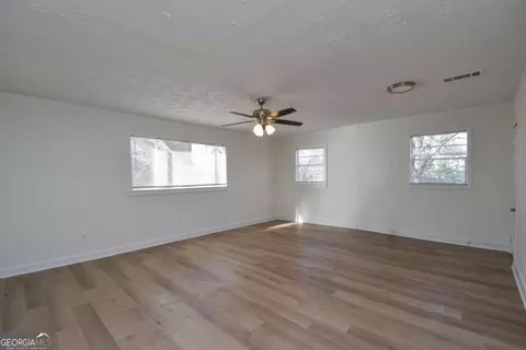 58 Glenda Dr, Lagrange, GA 30240 photo 11