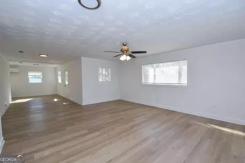 58 Glenda Dr, Lagrange, GA 30240 photo 12