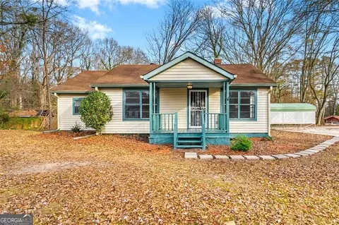 3889 Whitaker Ln, Lithia Springs, GA 30122