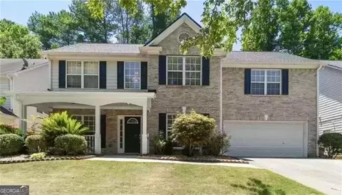 5440 Village View Ln, Stone Mountain, GA 30087