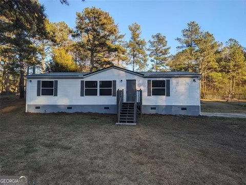 138 Holly Dr, Carrollton, GA 30116