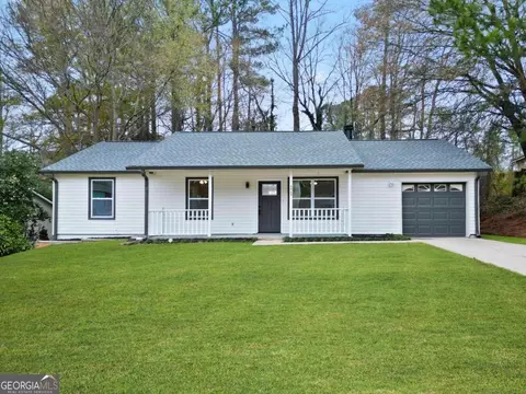 5545 Weatherford Rd, Norcross, GA 30093