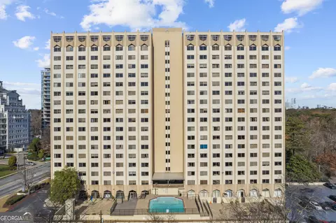 2479 Peachtree Rd NE #1406, Atlanta, GA 30305