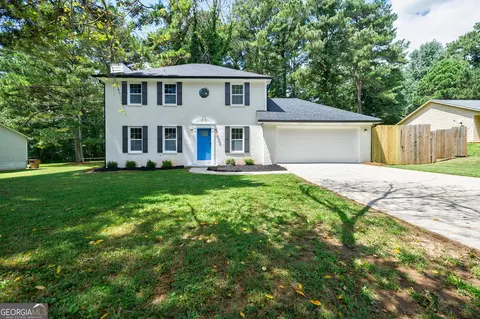 11479 Matthews Trl, Hampton, GA 30228