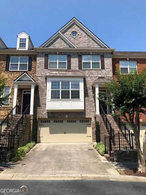 6010 Manchester Cir, Roswell, GA 30075