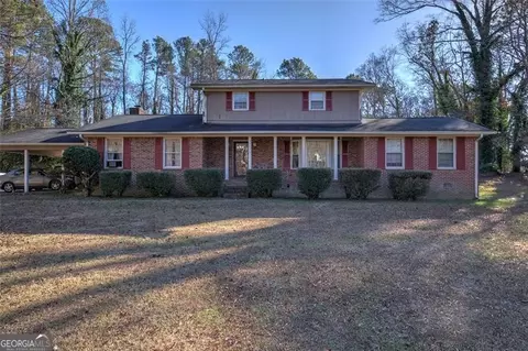1204 E Hermitage Rd NE, Rome, GA 30161