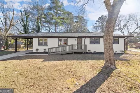 10656 Sandpiper Rd, Jonesboro, GA 30238